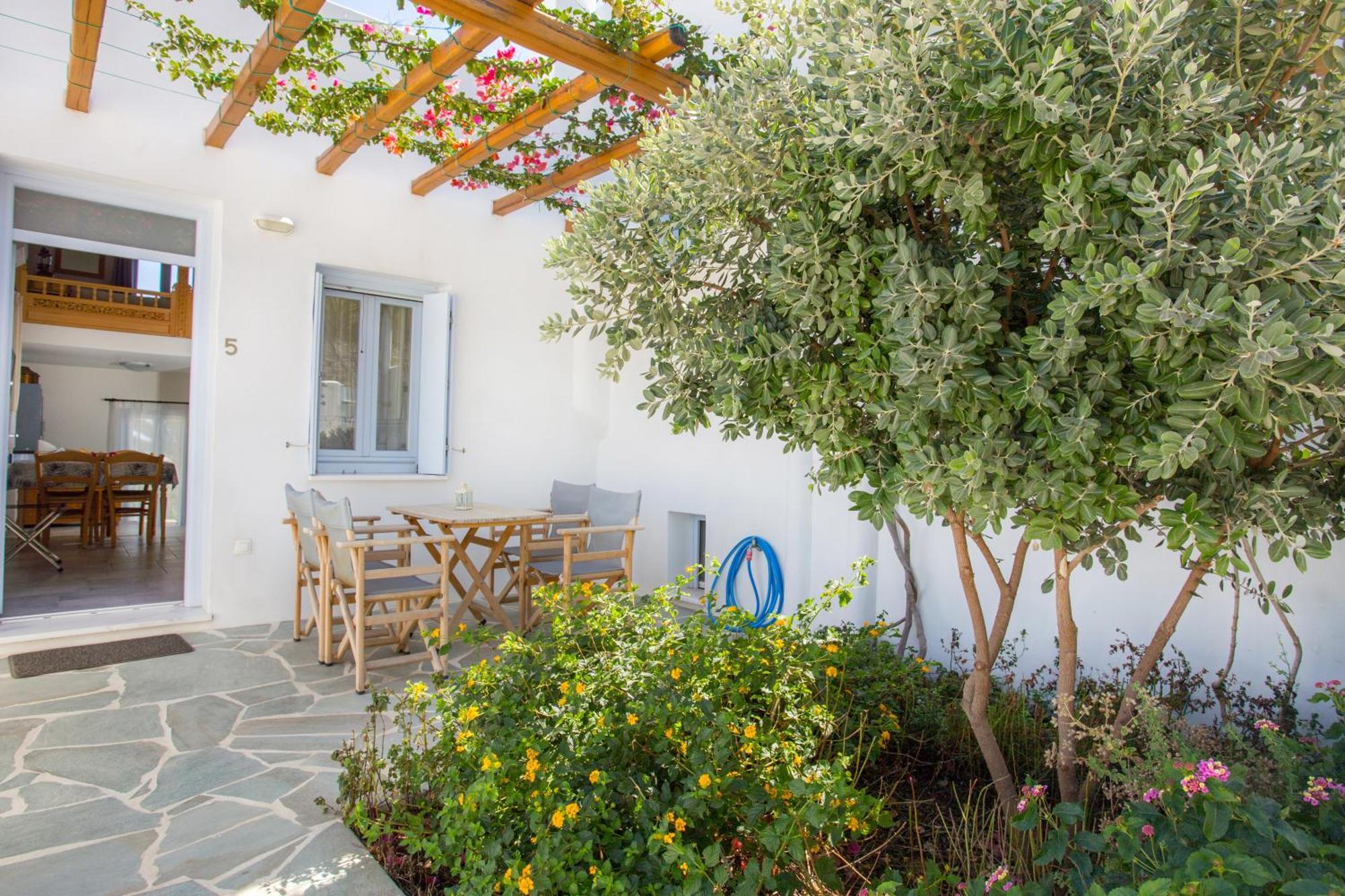 Amphitrite Apartments Skyros Exterior photo